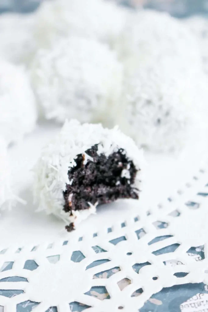Snowball Oreo Balls Truffles