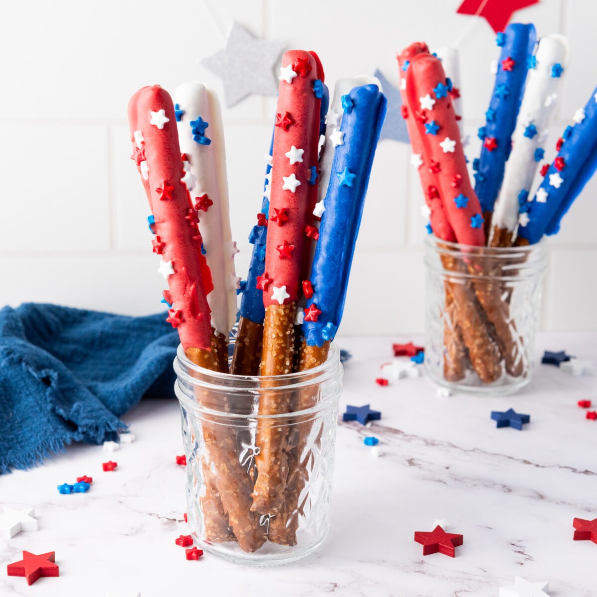 Red, White, and Blue Patriotic Pretzel Rods Recipe